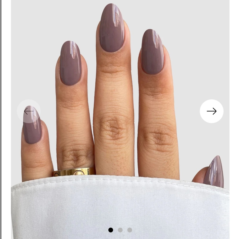 New sassy saints gel nail wraps Nonsmoking pet free home.  Dusky mauve